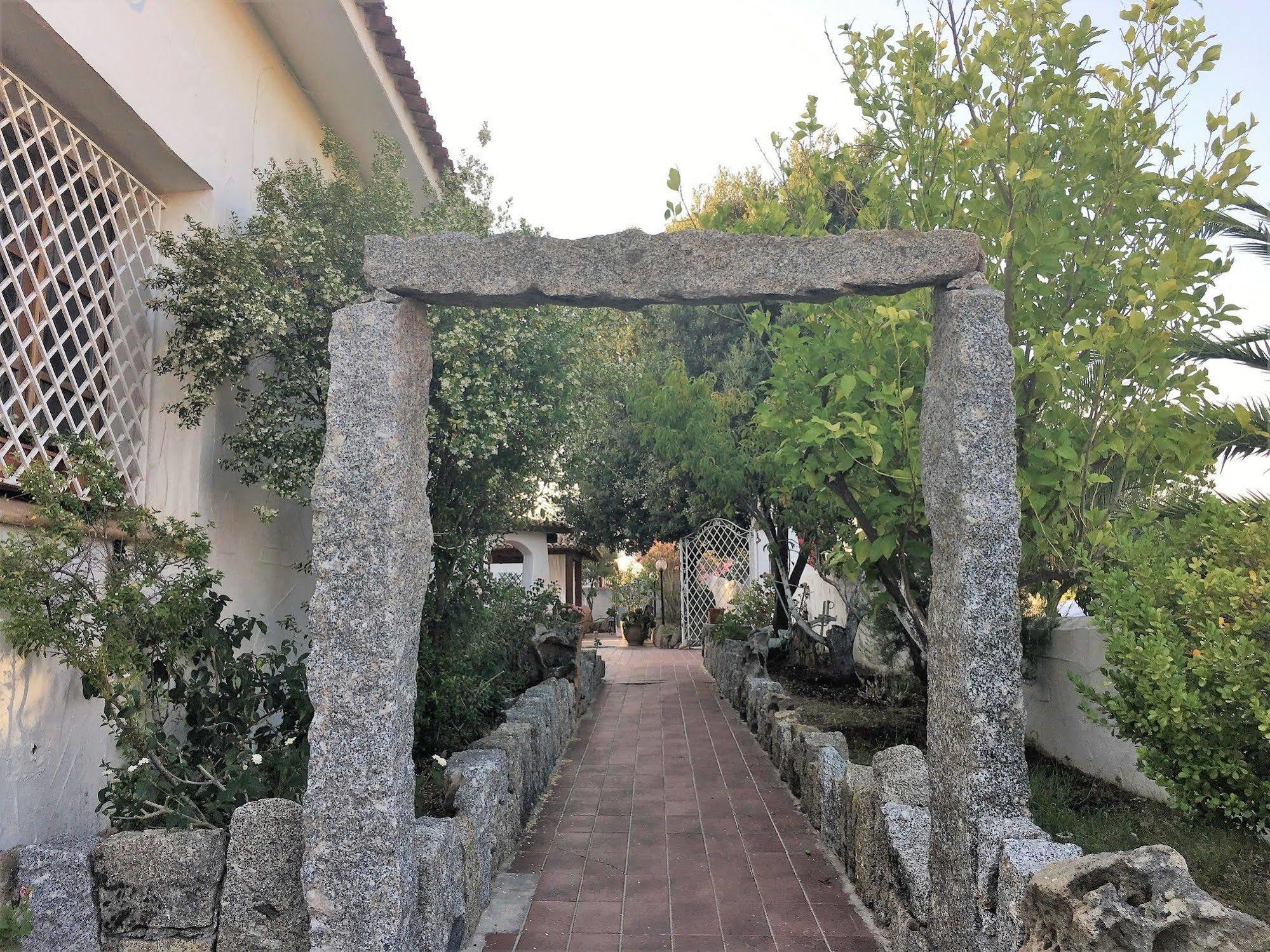 Hotel Ristorante S'Astore Benetutti 외부 사진