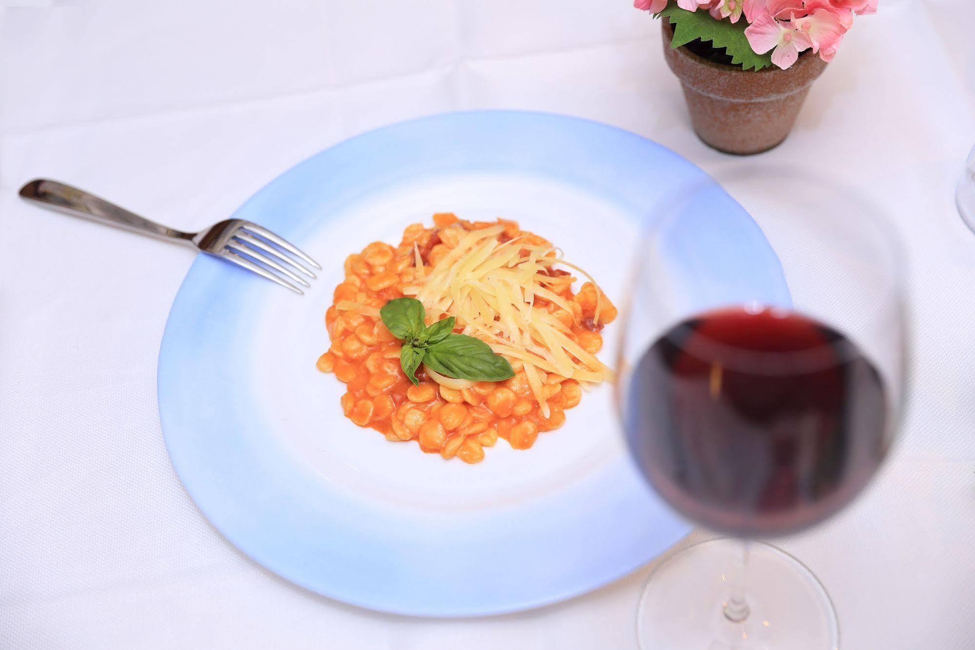 Hotel Ristorante S'Astore Benetutti 외부 사진