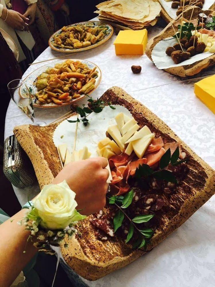 Hotel Ristorante S'Astore Benetutti 외부 사진